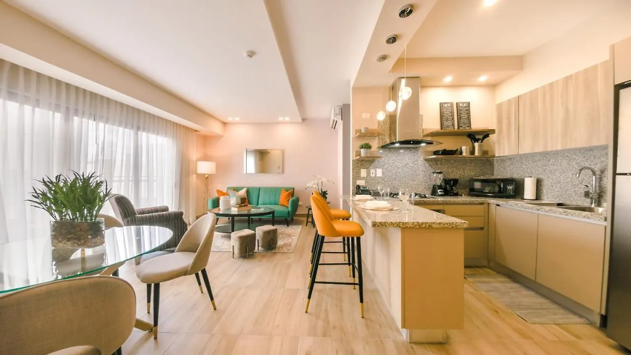 Fully Serviced Apartment At Regatta Living II - 6C 聖多明哥