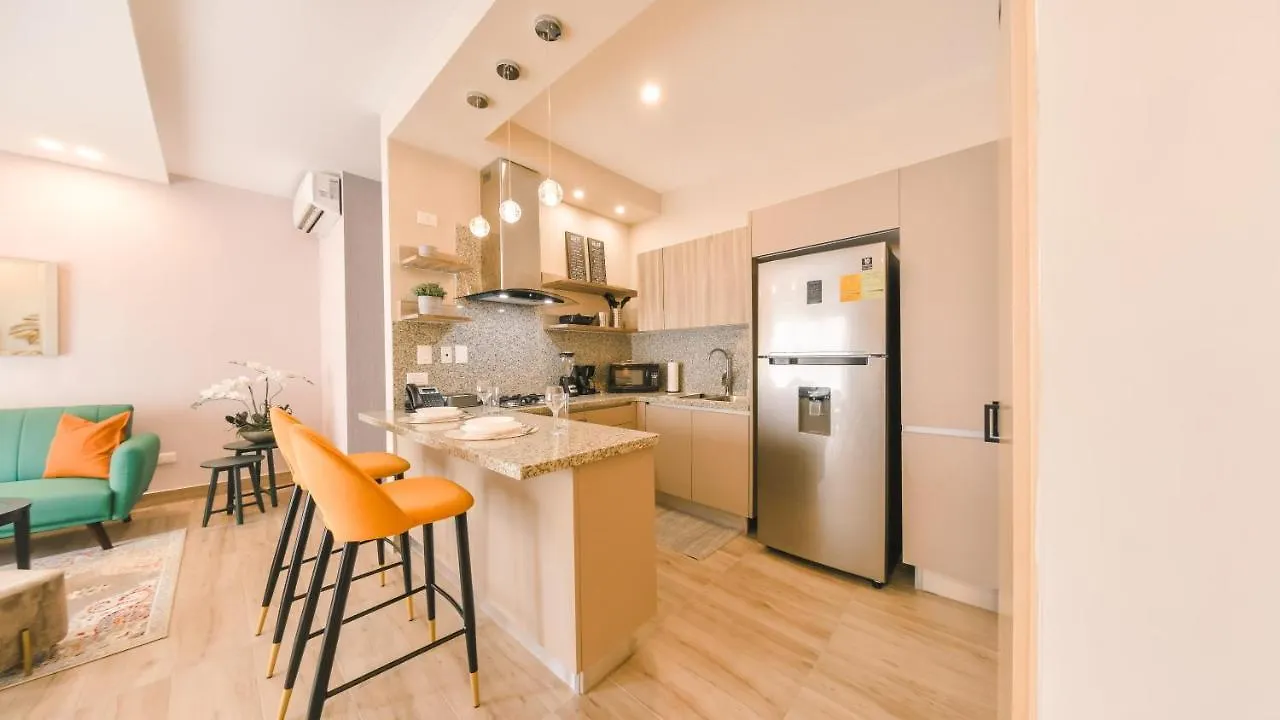 Fully Serviced Apartment At Regatta Living II - 6C Santo Domingo